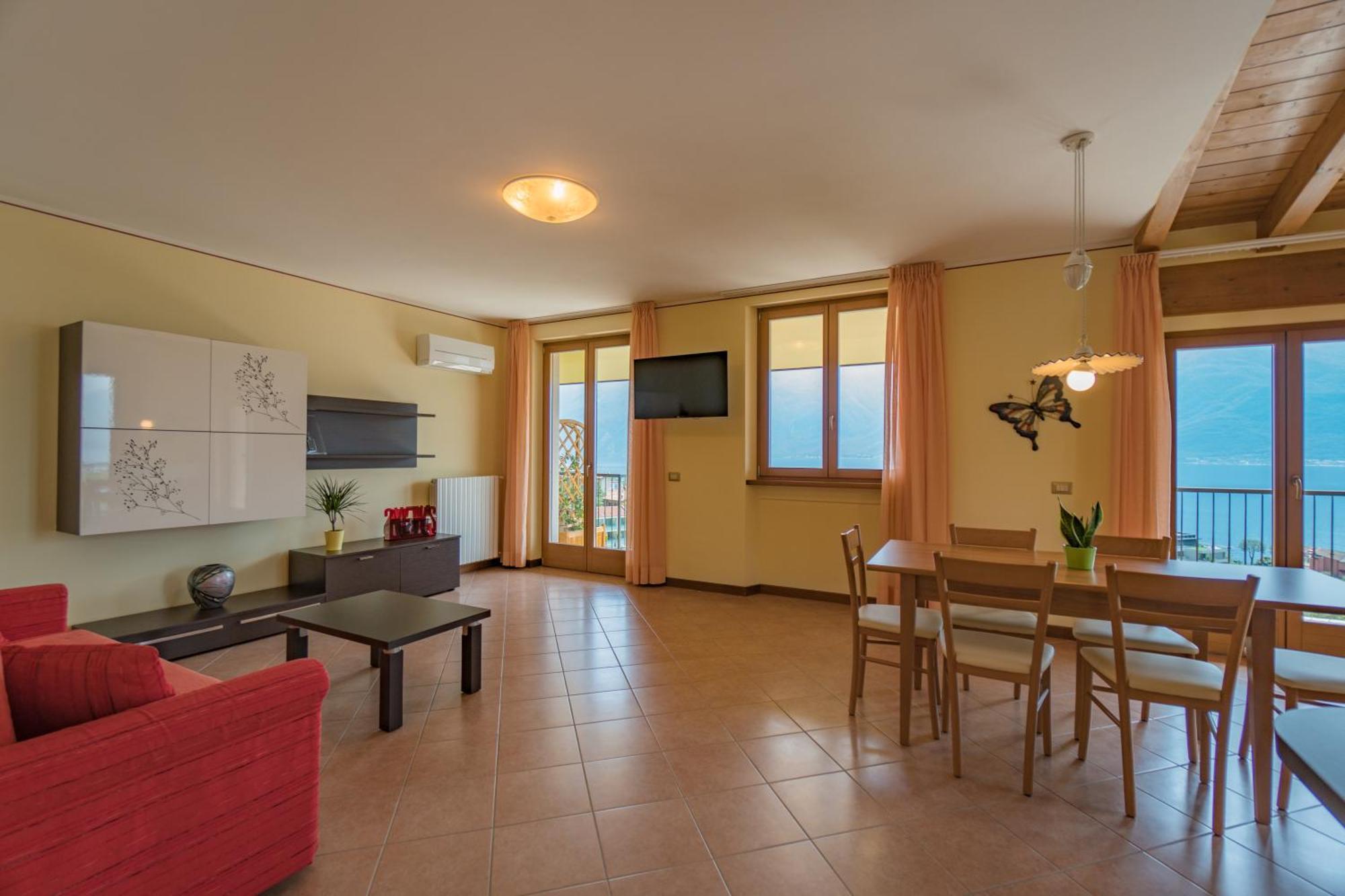 Apartments "Villa Imelda" Limone sul Garda Ngoại thất bức ảnh