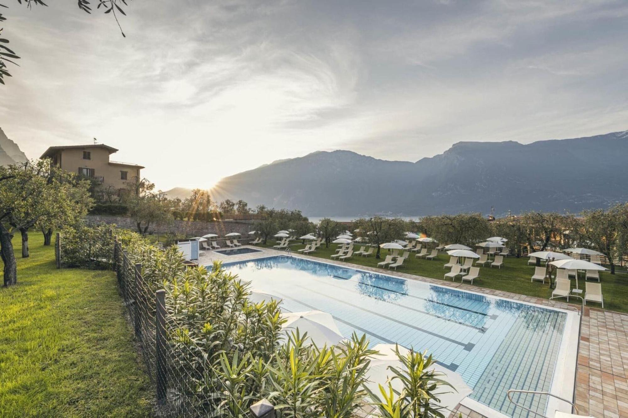Apartments "Villa Imelda" Limone sul Garda Ngoại thất bức ảnh